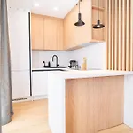 The Pearl Of Azure By Belmont Realty Lägenhet